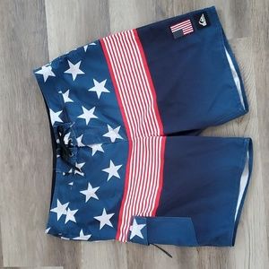 Men's 36' Quiksilver Boardshorts